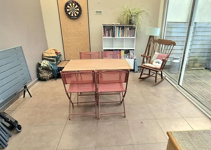 Maison A 1Km De La Plage, Terrasse, Cheminee, Jeux - Fr-1-675-53
